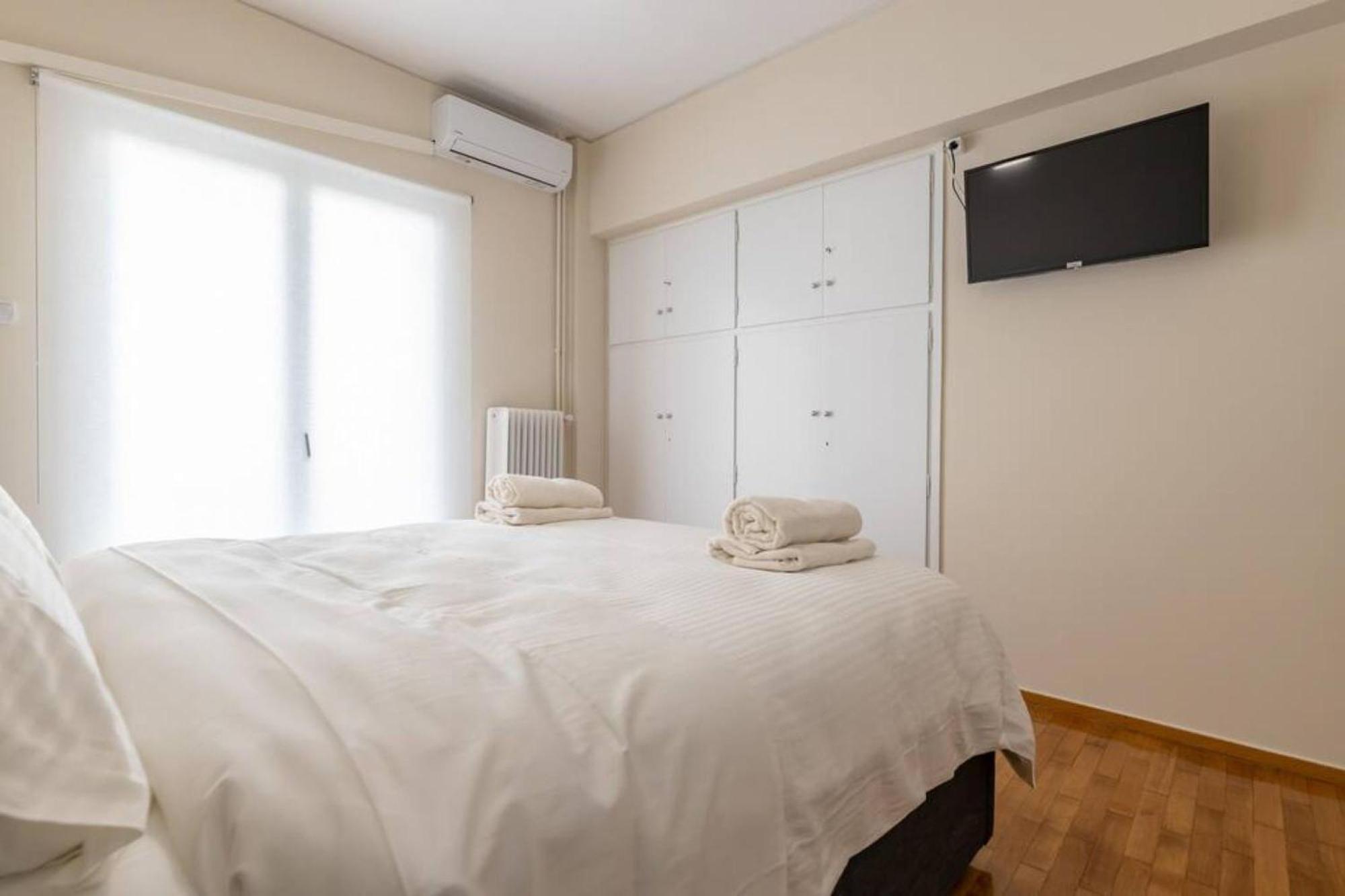 Amfitritis Family Lux Apartment At Palaio Faliro Atenas Exterior foto