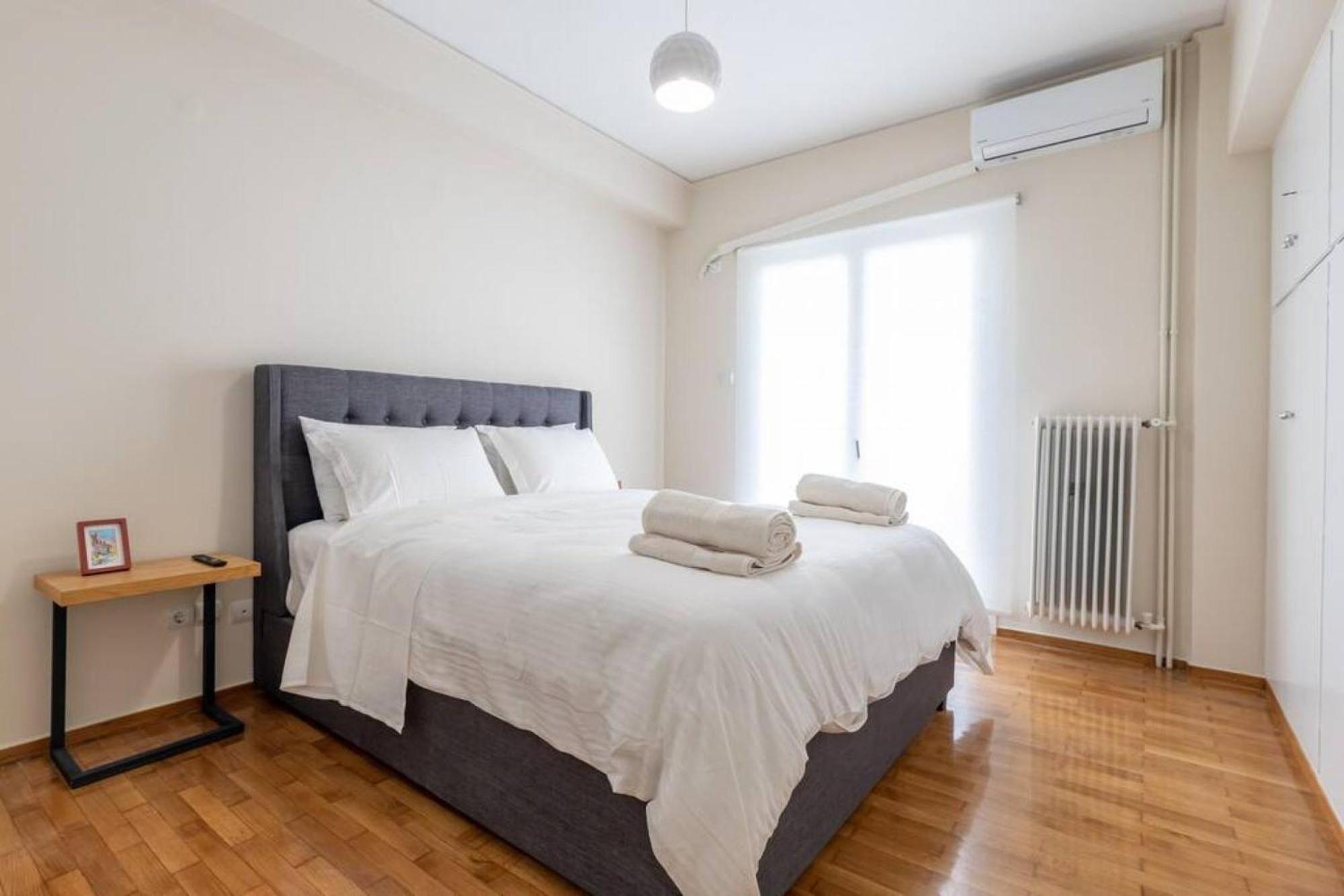 Amfitritis Family Lux Apartment At Palaio Faliro Atenas Exterior foto