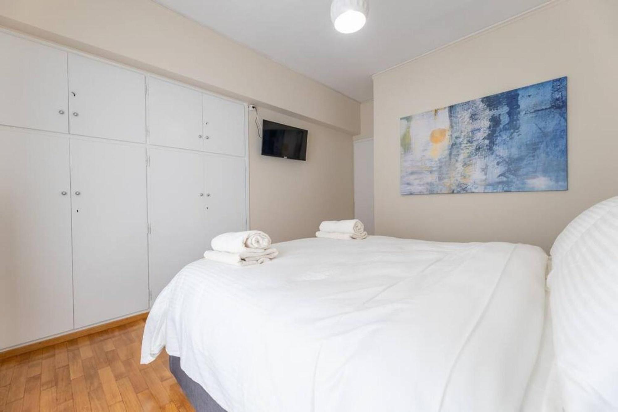 Amfitritis Family Lux Apartment At Palaio Faliro Atenas Exterior foto