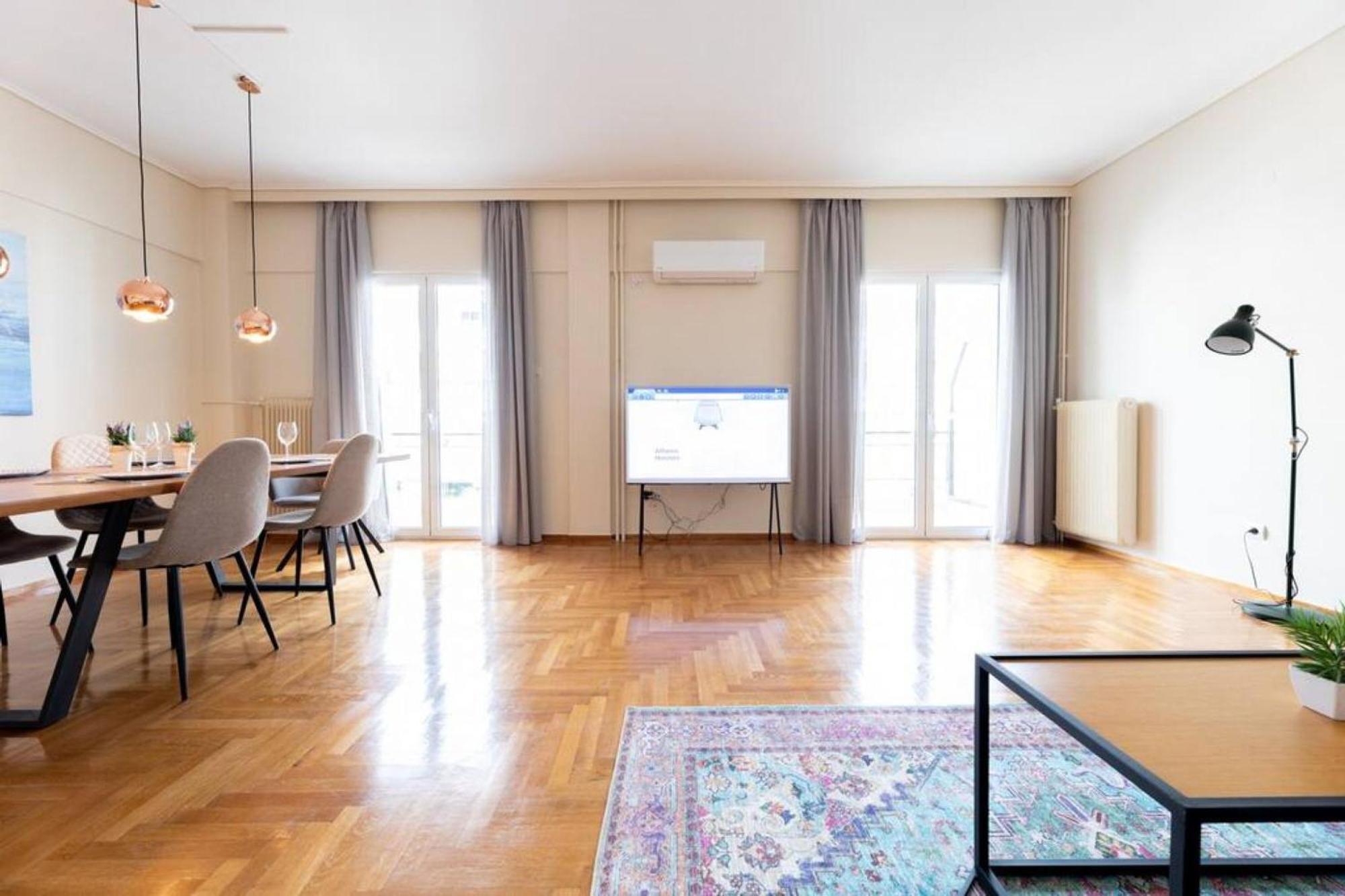 Amfitritis Family Lux Apartment At Palaio Faliro Atenas Exterior foto
