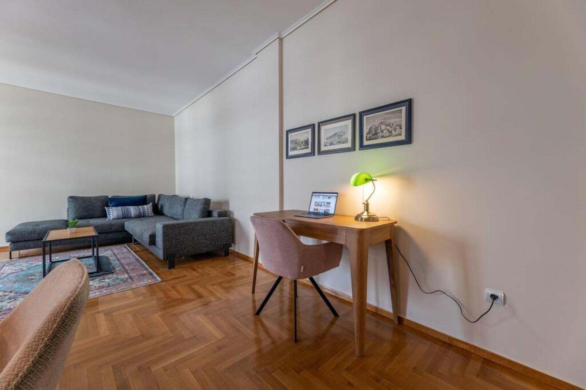 Amfitritis Family Lux Apartment At Palaio Faliro Atenas Exterior foto