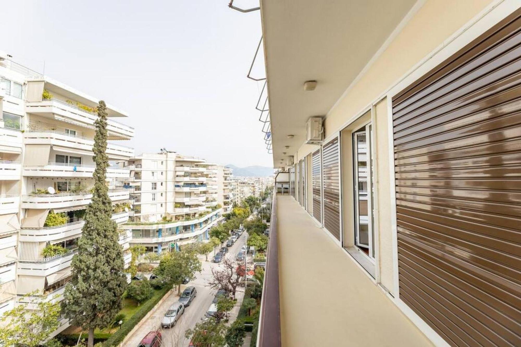 Amfitritis Family Lux Apartment At Palaio Faliro Atenas Exterior foto